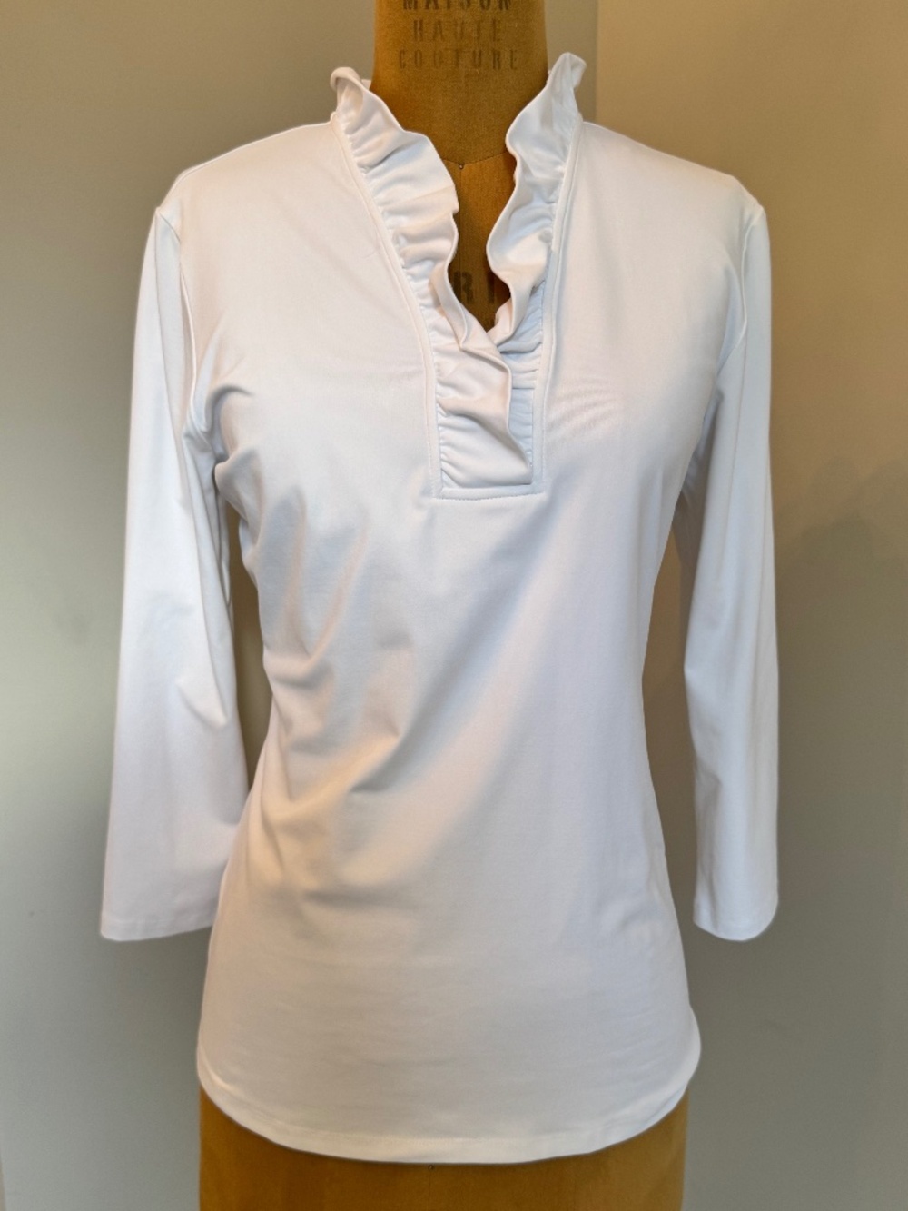 J McLaughlin Durham Ruffle Neck White Top, Large, EUC